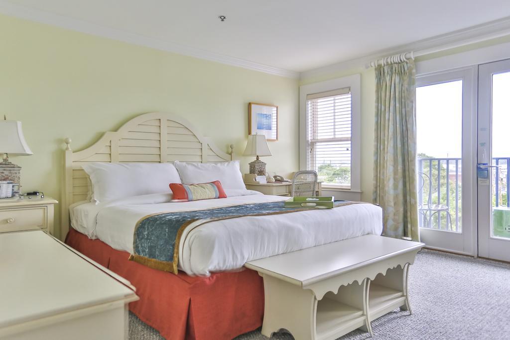 Mansion House Inn Винярд Хейвън Екстериор снимка