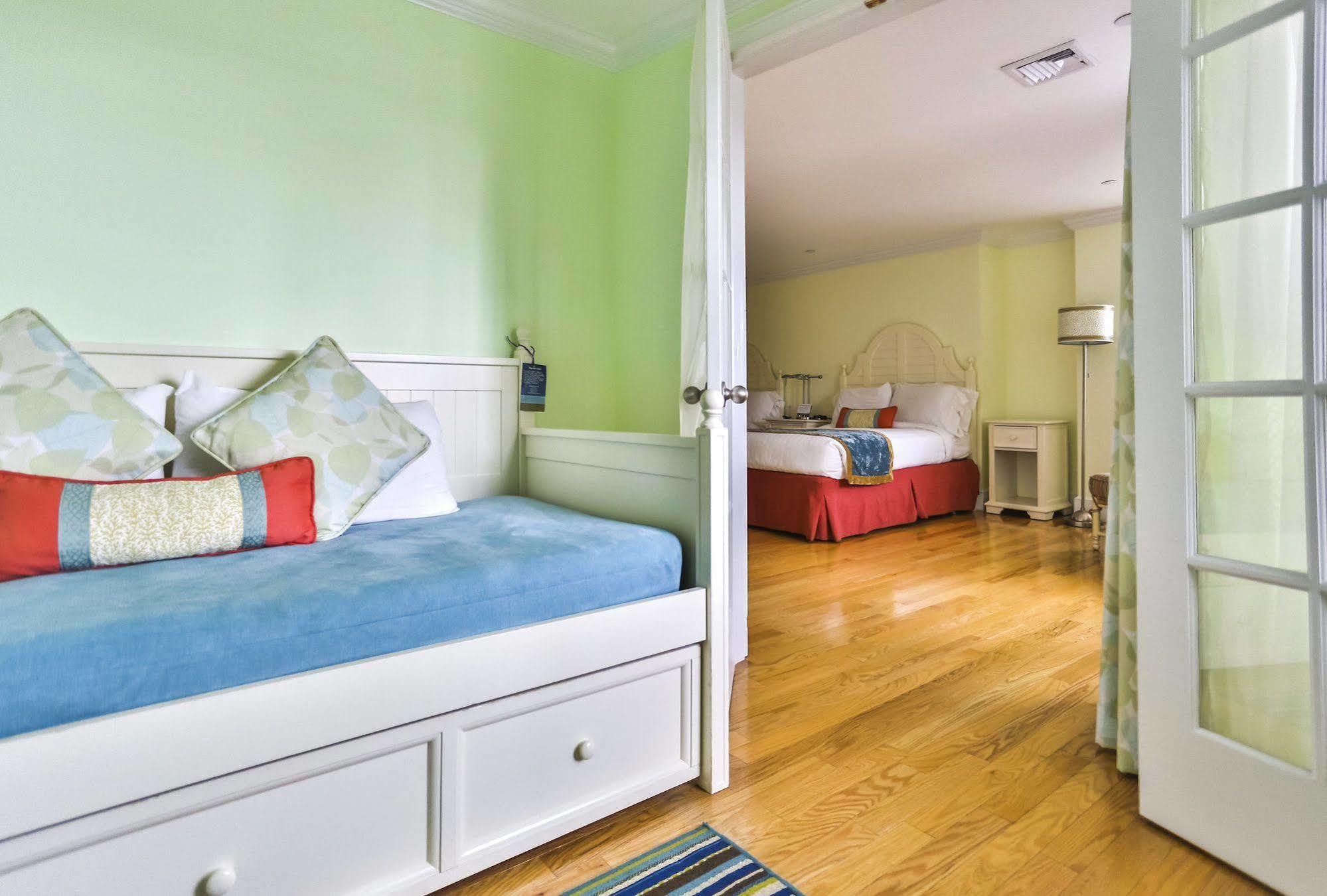 Mansion House Inn Винярд Хейвън Екстериор снимка