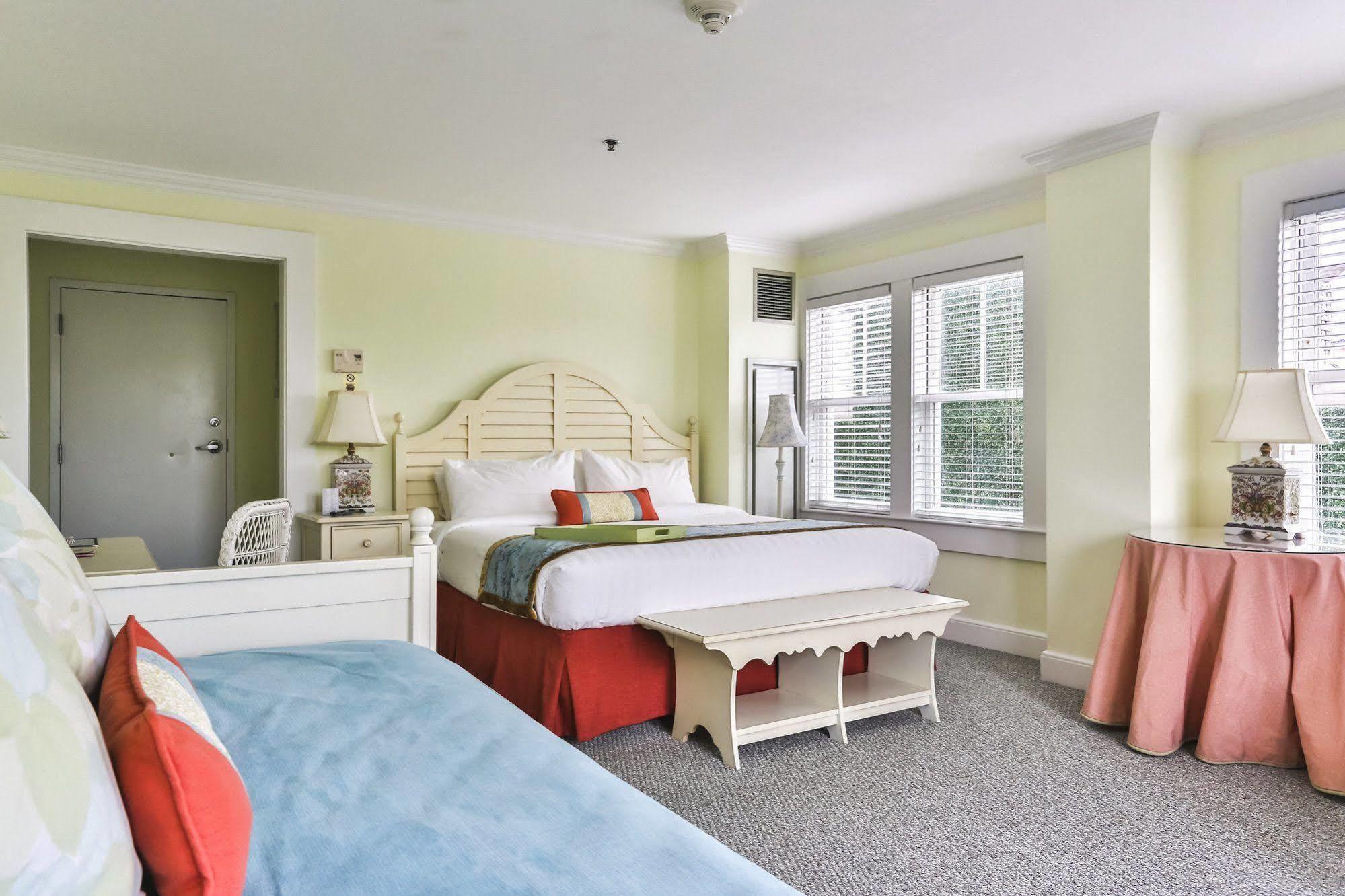 Mansion House Inn Винярд Хейвън Екстериор снимка
