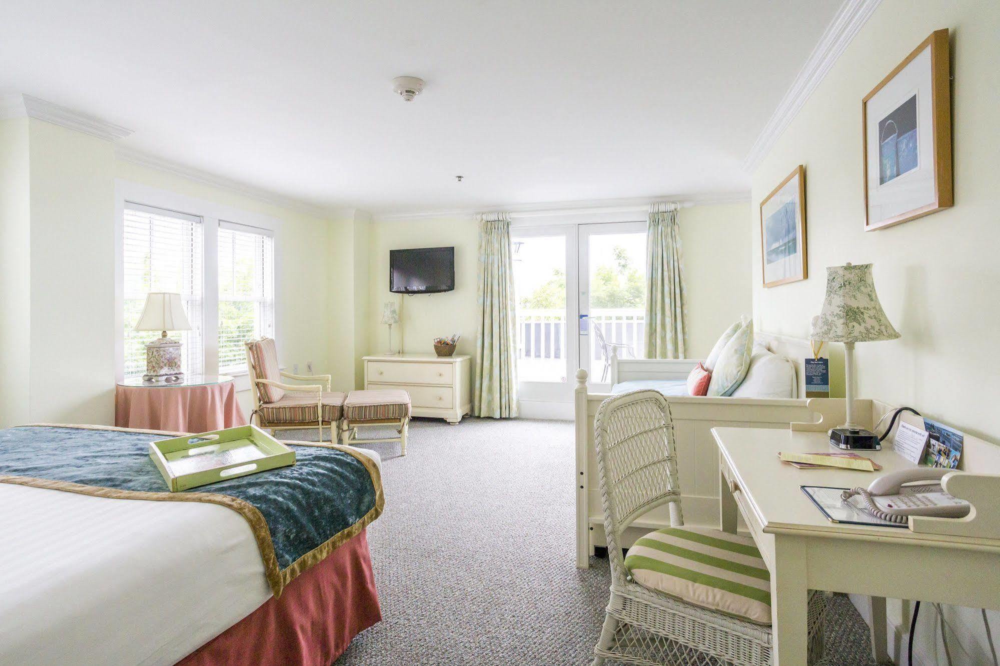 Mansion House Inn Винярд Хейвън Екстериор снимка